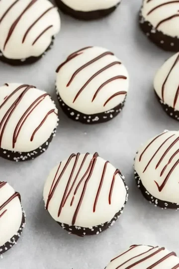 Easy Christmas Peppermint Creams