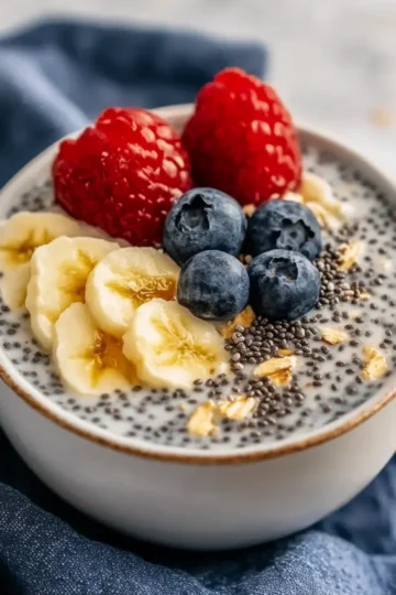 Healthy Overnight Oats and Chia Seed Pudding