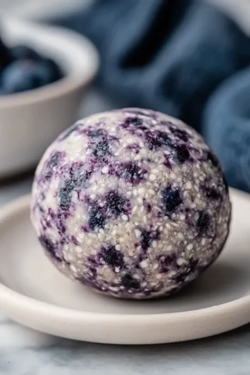 Healthy Blueberry Protein Balls